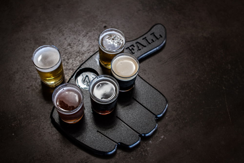 Taster holder with flight of beers